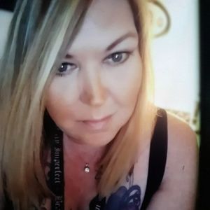 Meet your Posher, Sherry